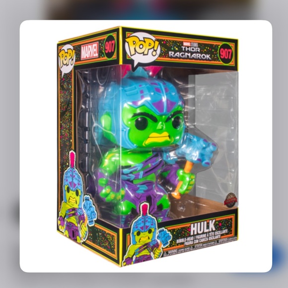 Marvel Hulk Jumbo Pop! - (BLACKLIGHT) - Picture 2 of 2